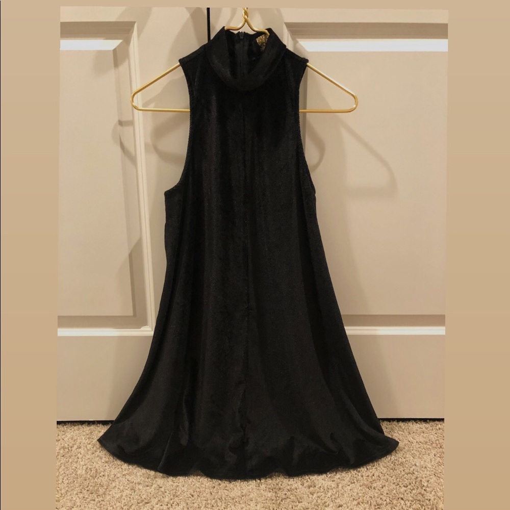 Storia Black Velvet Mini Dress Small
